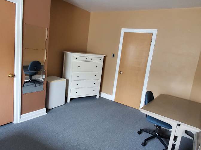 Alain's room