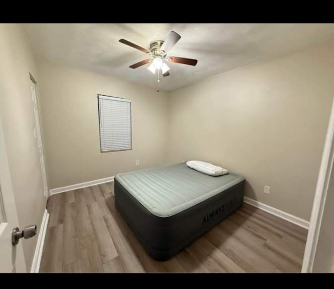 Brahian Guerrero Mercedes's room