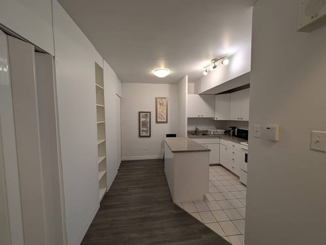 Maxenss Laouiti Delos's room