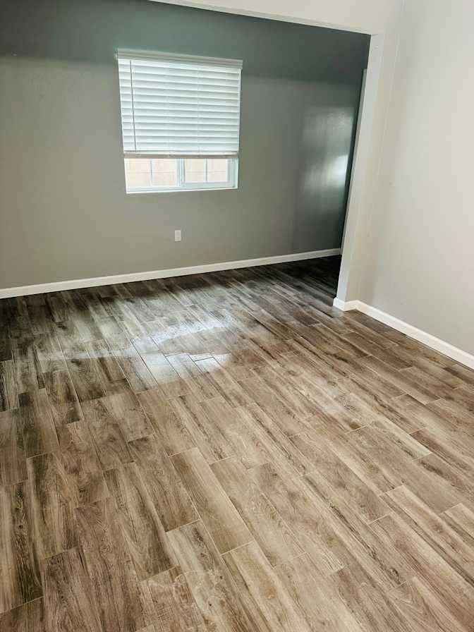 Tien's room