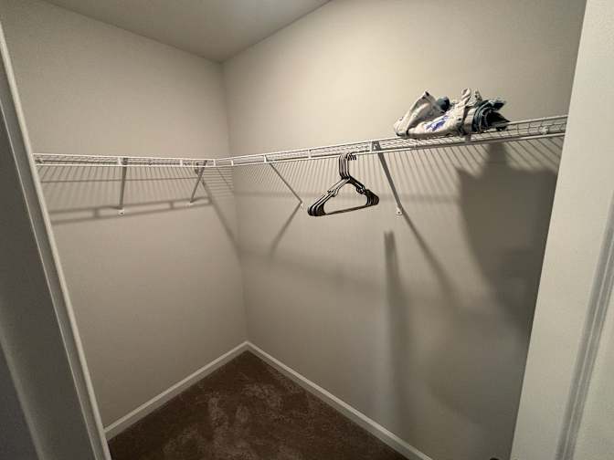 Alcove Rooms's room