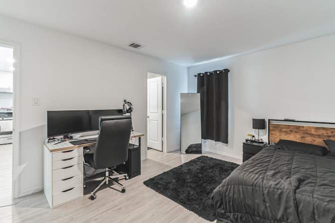 PadSplit's room