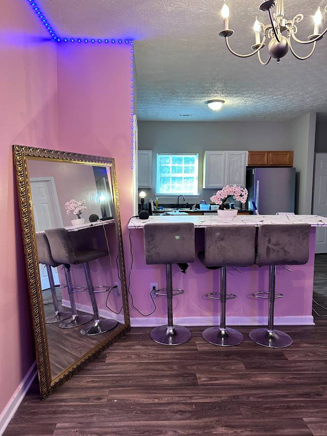Ariel Rene's room