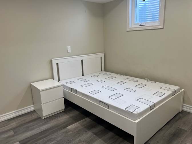 Linda's room