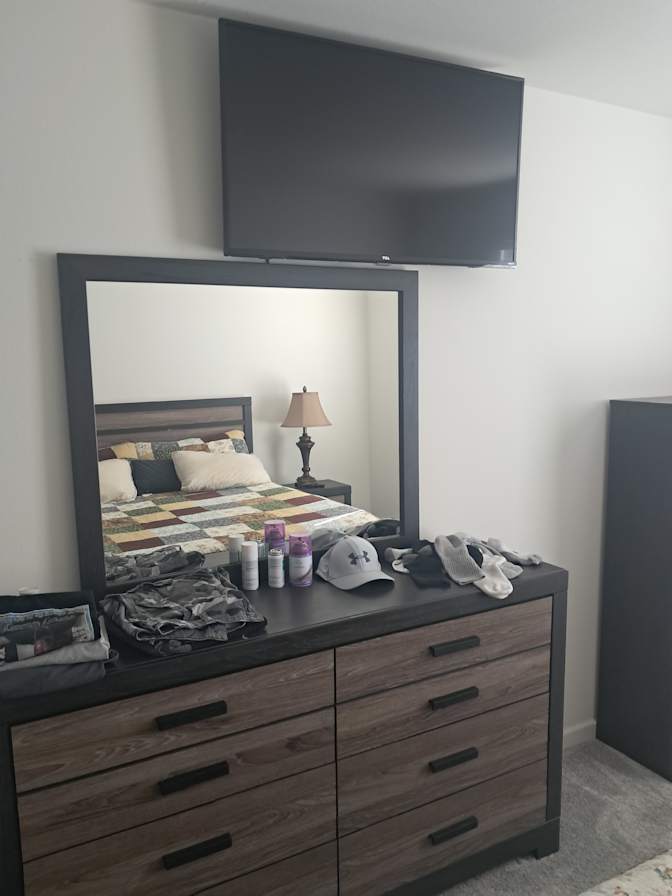 Bernard  Reed's room