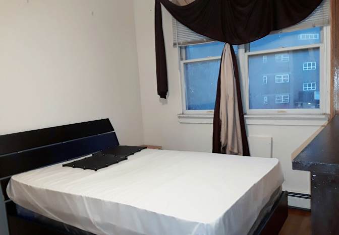 Jason Bryan, Realtor's room