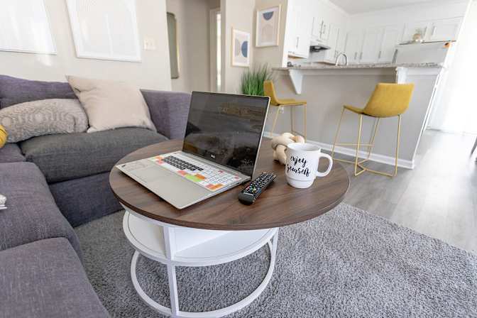 Alcove Rooms's room
