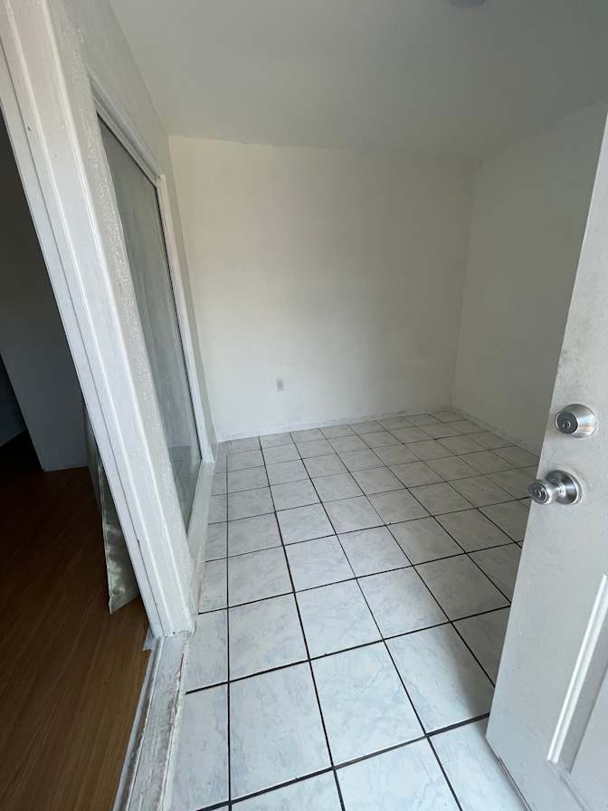 Anh's room