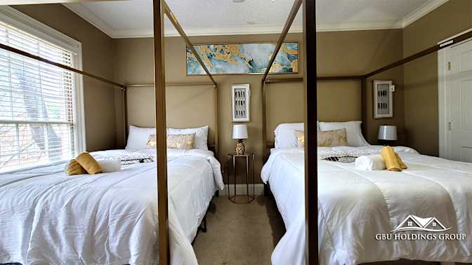 GBU Holdings Group's room