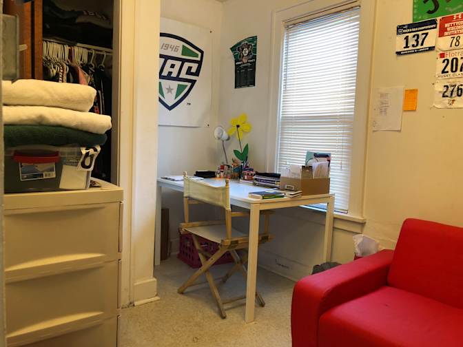 Garry's room