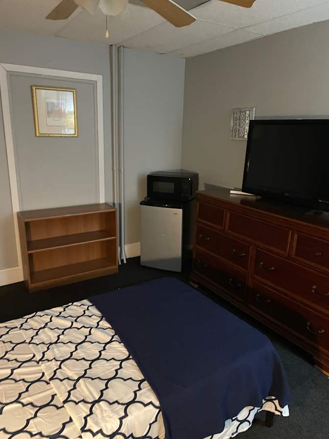 Thomas's room