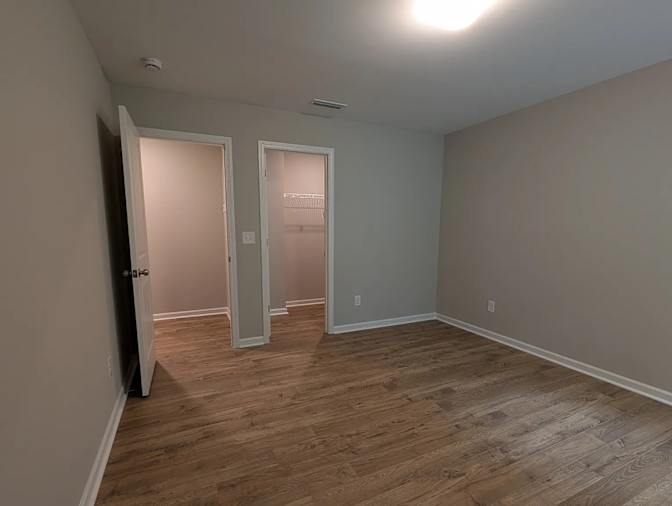 Alcove Rooms's room