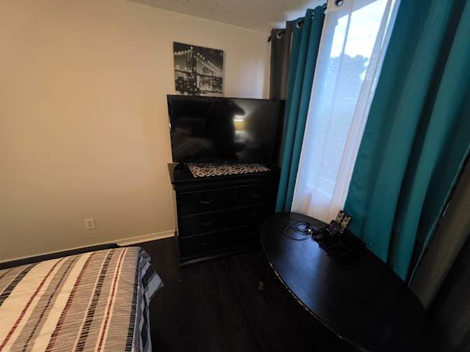 CL&C Property Management and Consulting's room