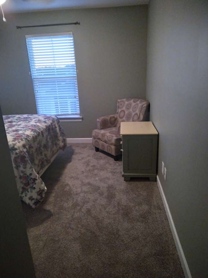 Linda Alonso's room