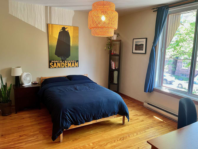 Tarek's room
