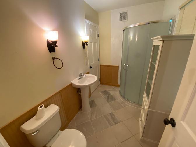 Alcove Rooms's room