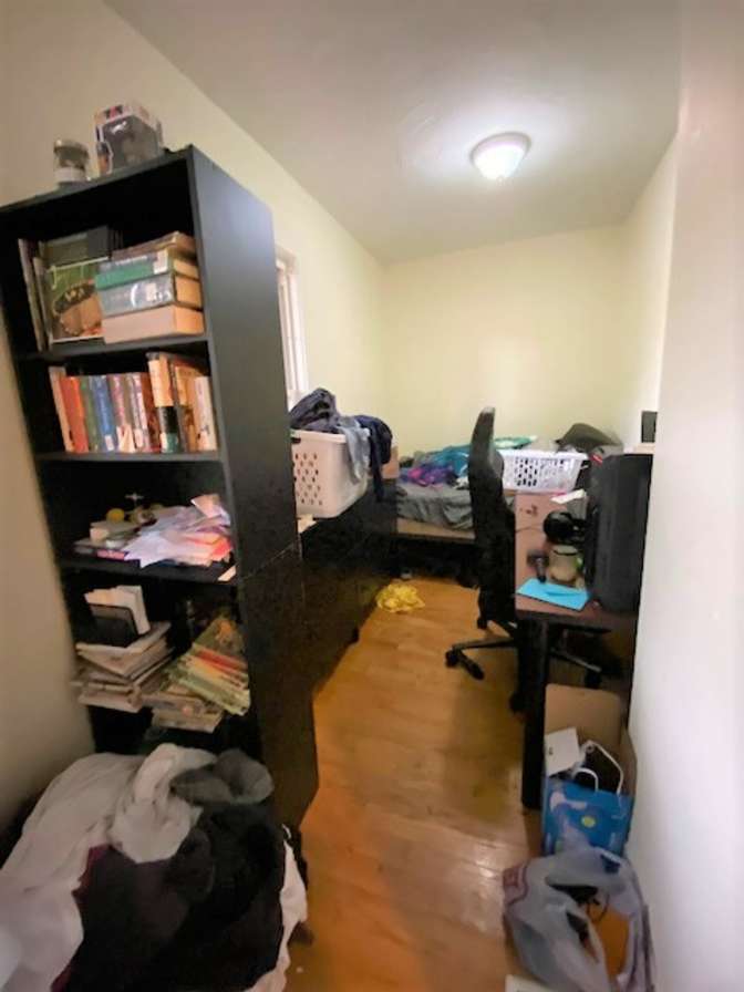 Al's room