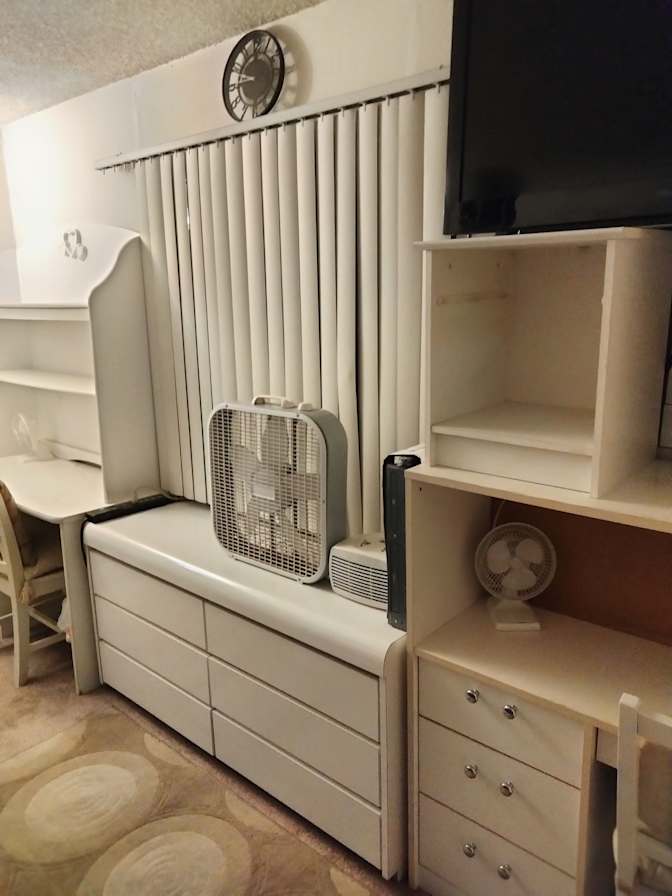 HB GAL's room