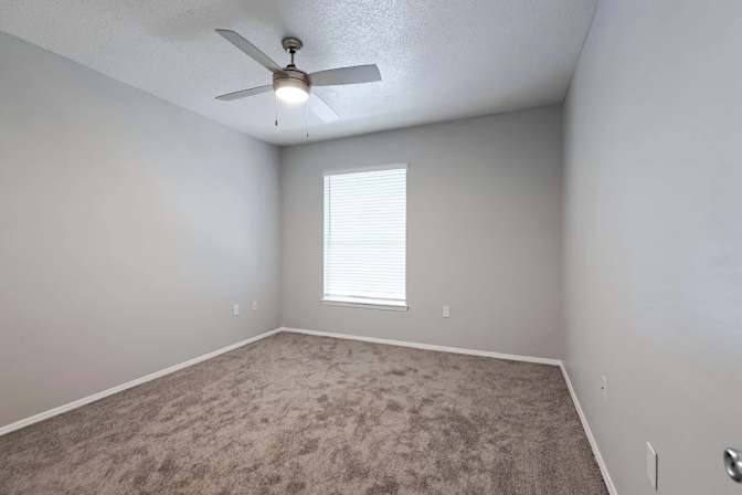 Thomas's room