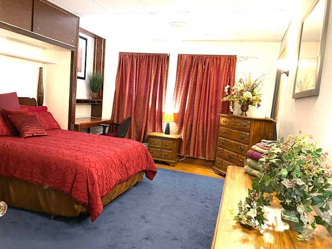 Kelly's room
