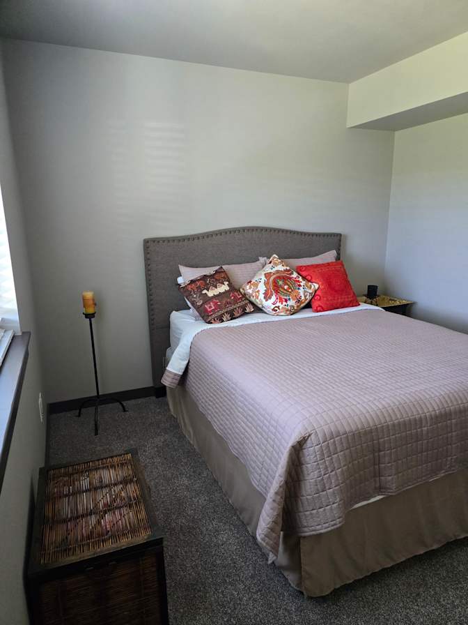 Noemi's room