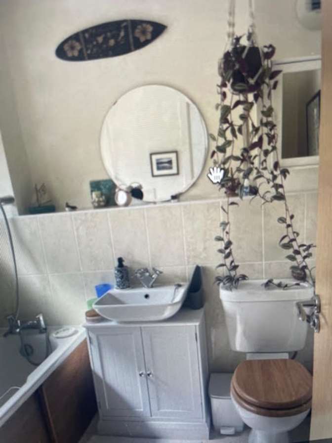 Eddie's room