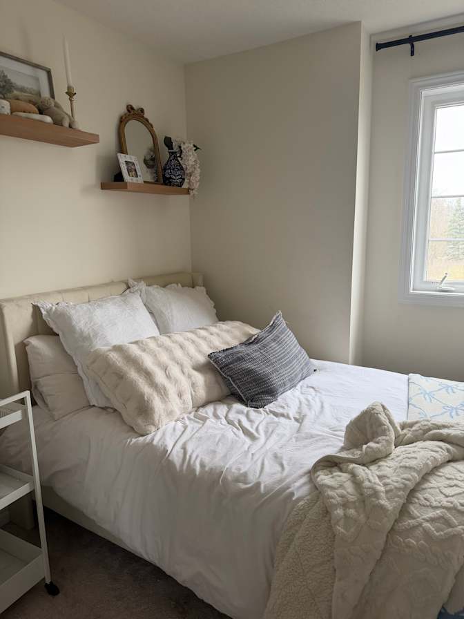natalie josifoski's room