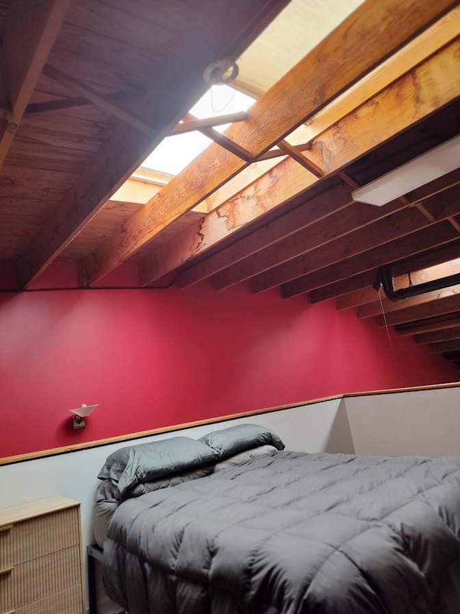 Mark Hanlon's room