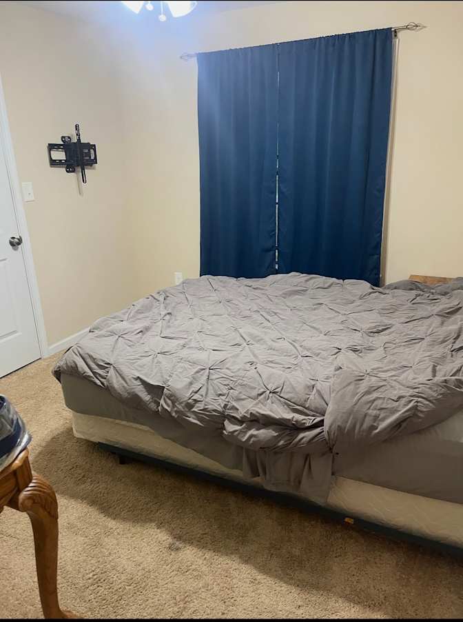 Rich's room