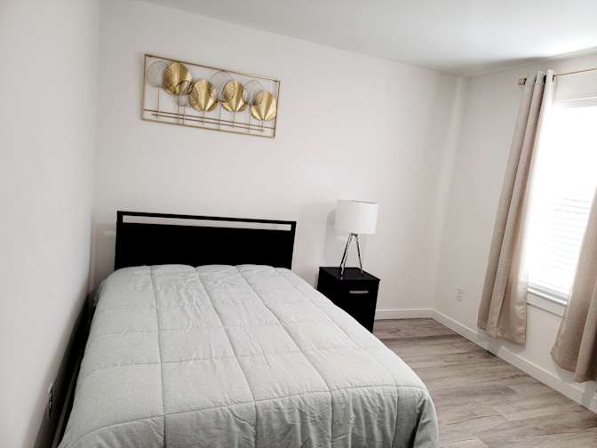 Lina's room