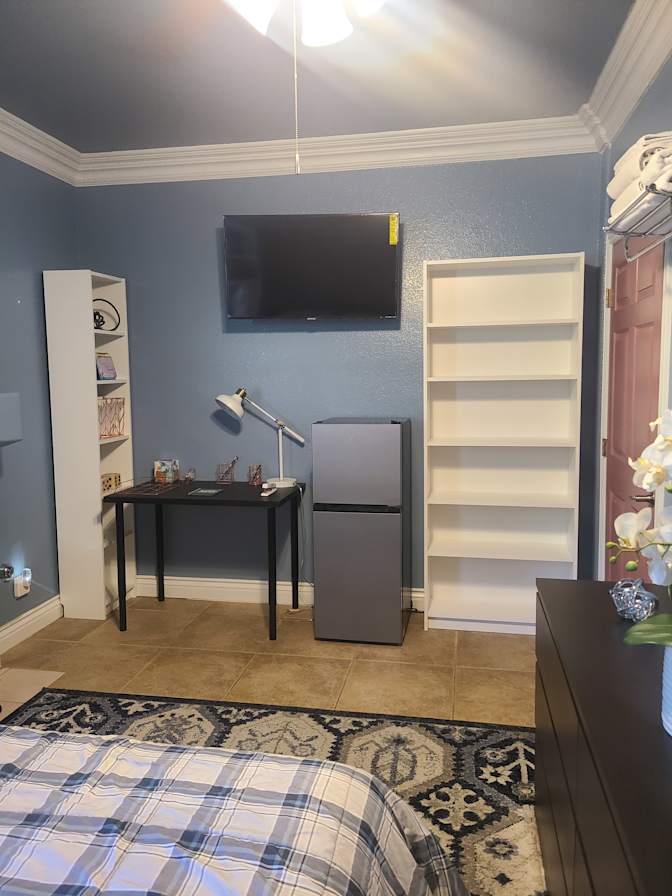 Gwen's room