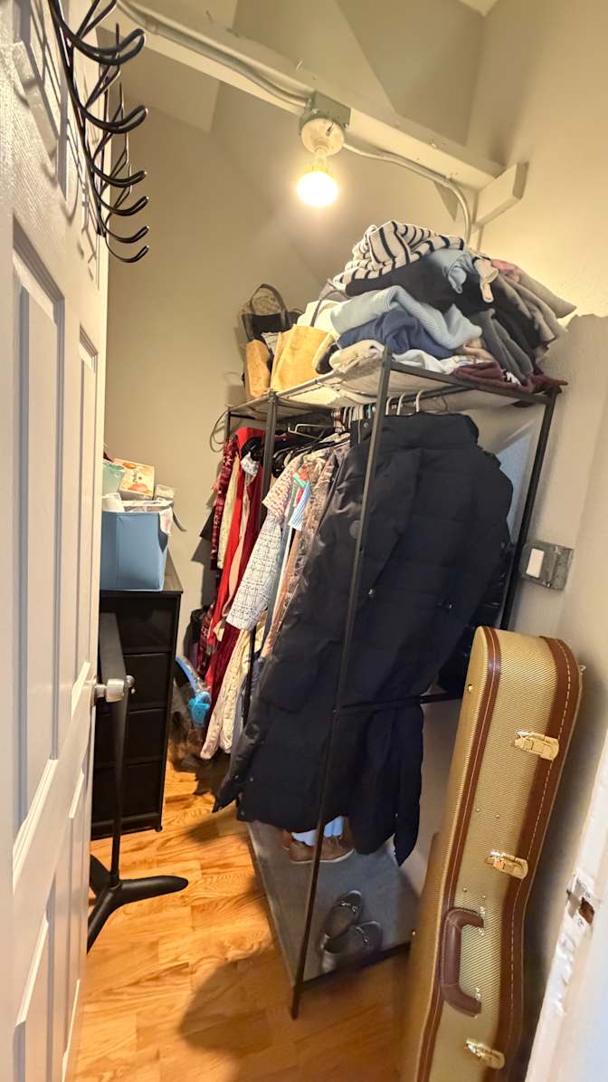 D'je's room