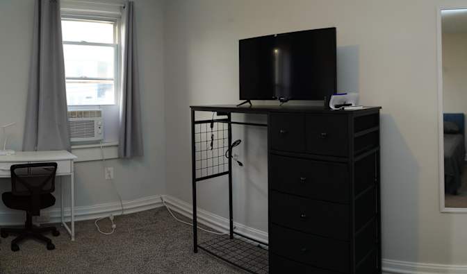 Thaddeus Harrington's room