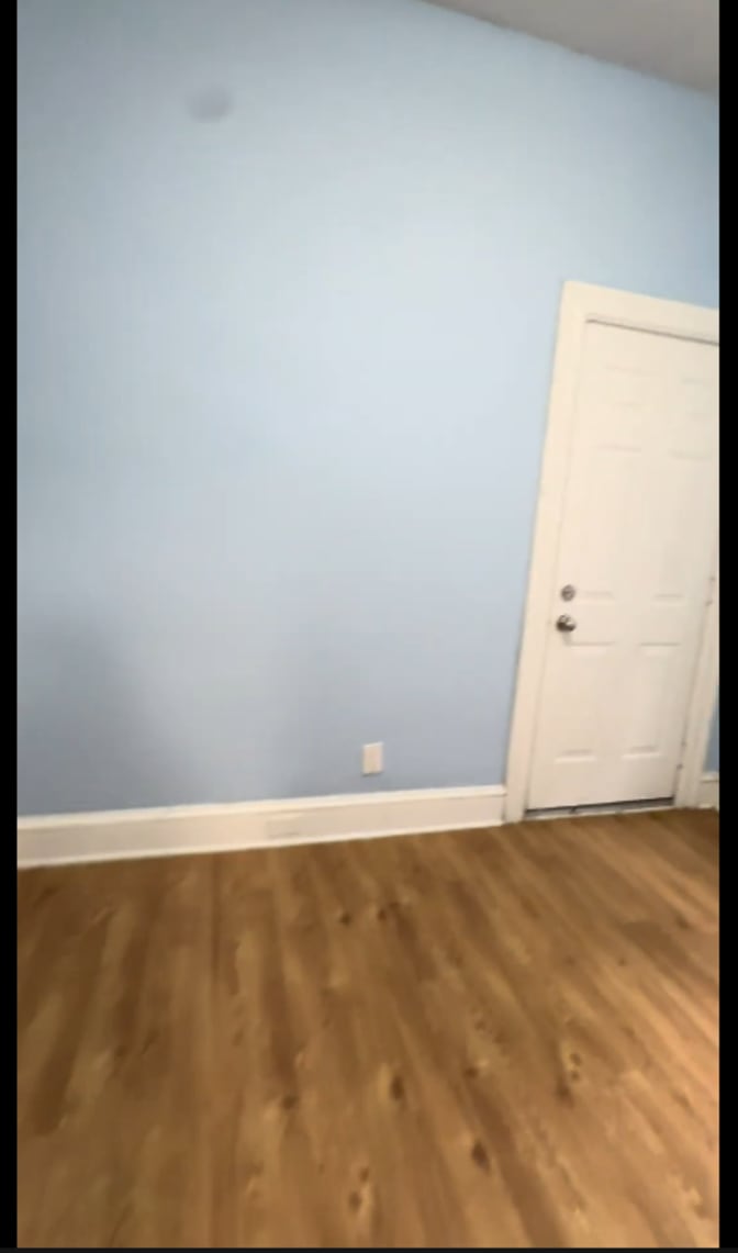 Sunny's room