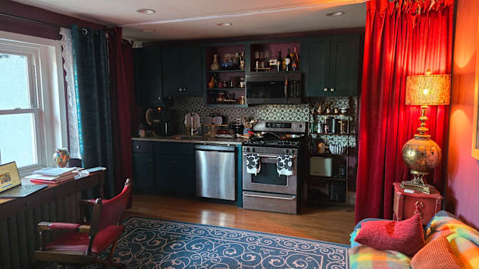 Simon's room
