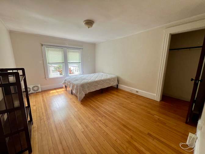 Alex O'Brien's room