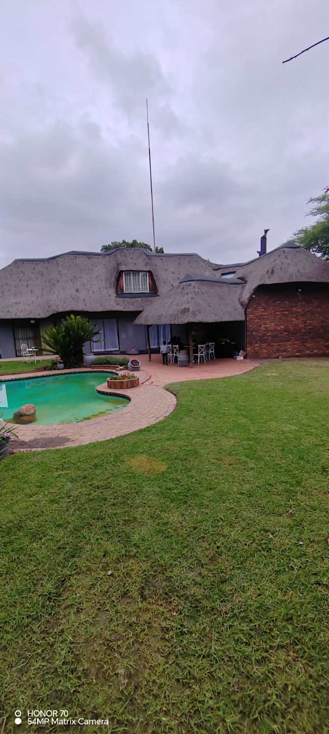 Michelle Modise's room