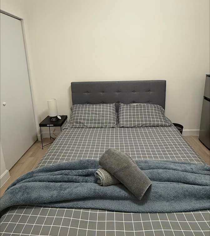Lina's room