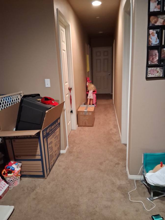 Laire's room