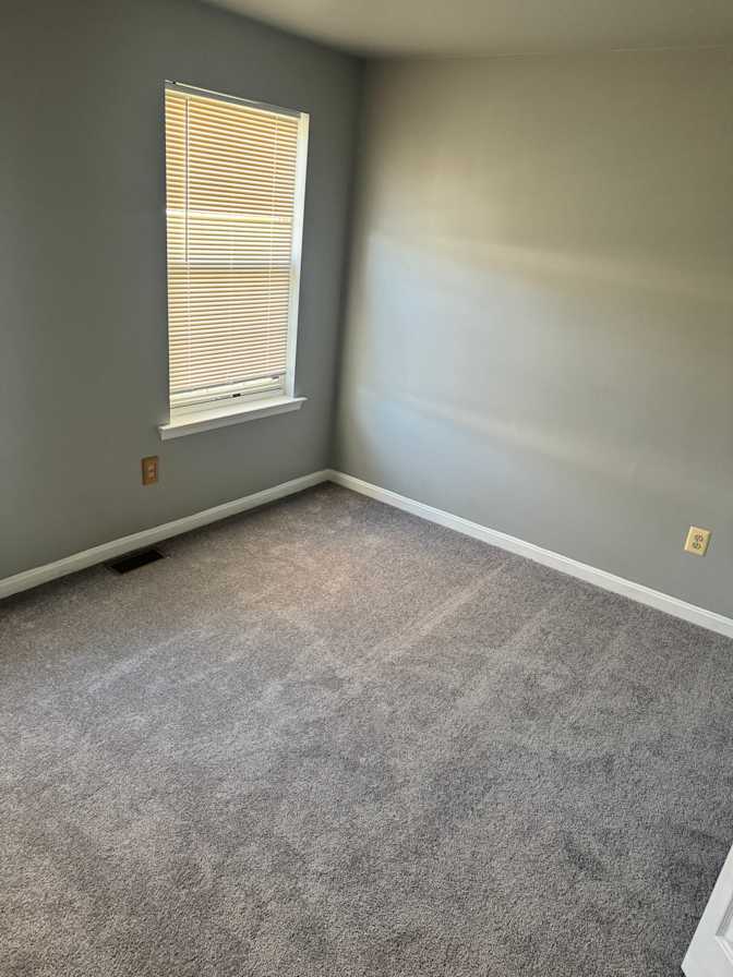 Jenora's room