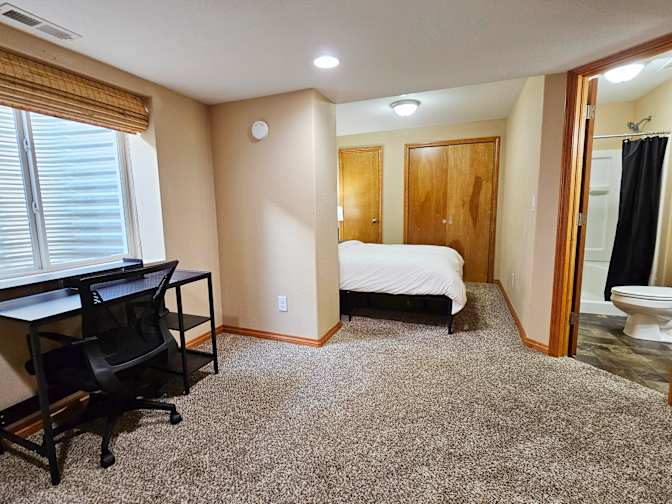 HomeCrew's room