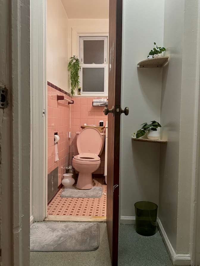 Ali's room
