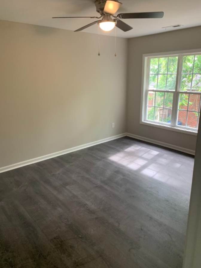 Alcove Rooms's room