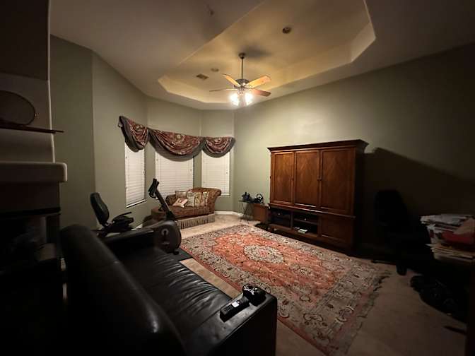 VenSad's room
