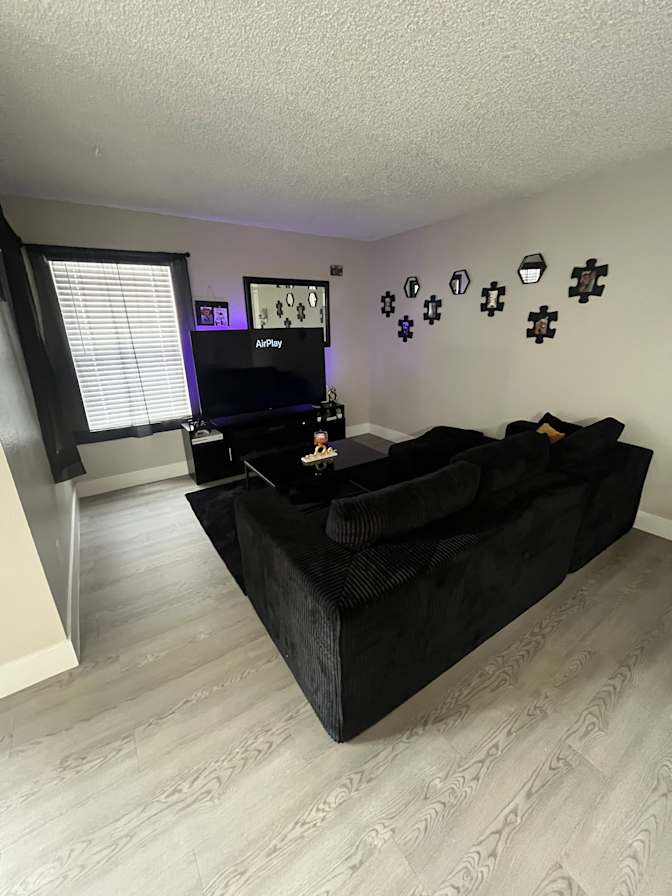 Cecilia's room