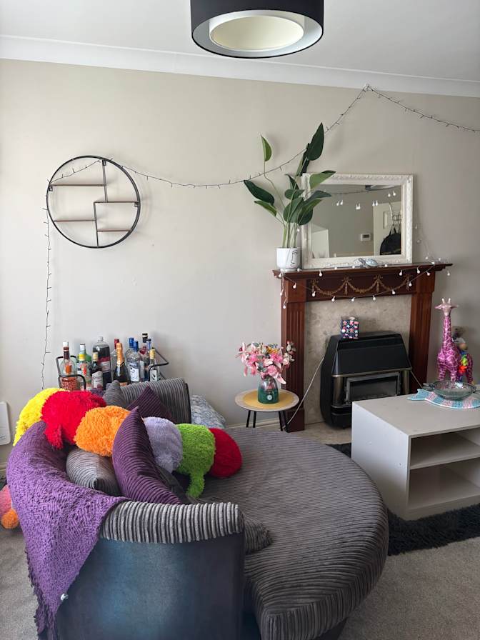 Leanne Officer's room