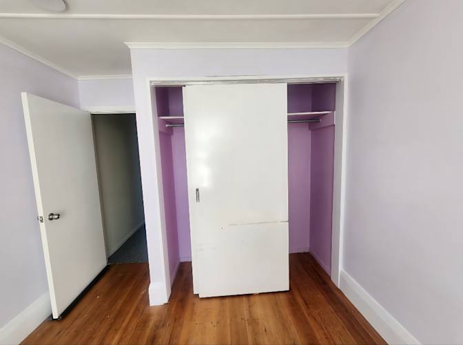 Krystle's room