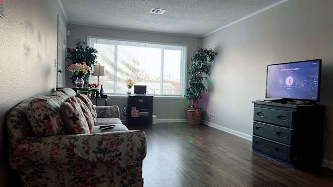 Benz's room