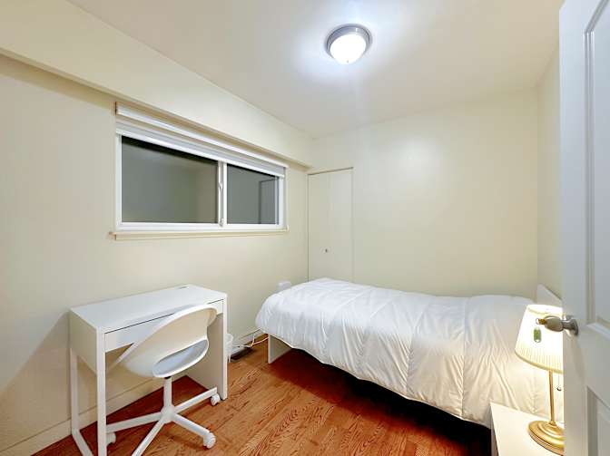 Shahram's room