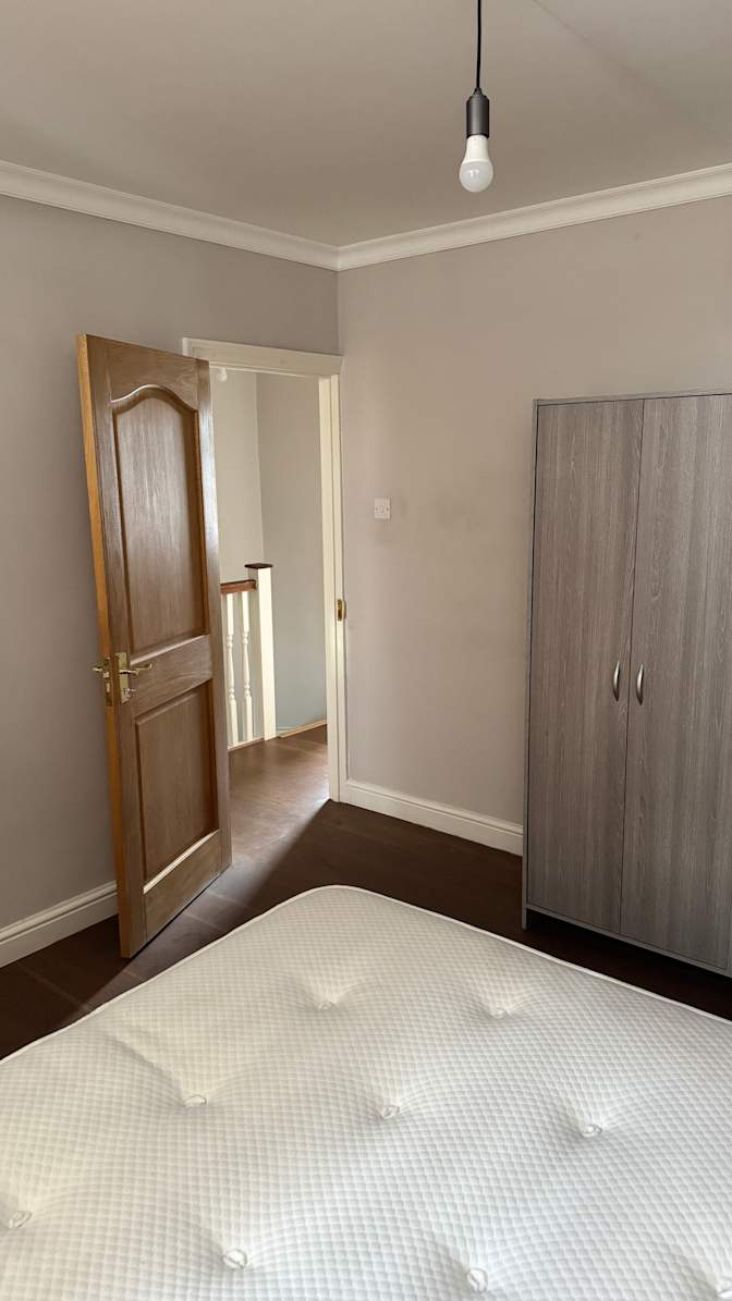 Aji's room